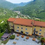 Ristorante Payarin فندق